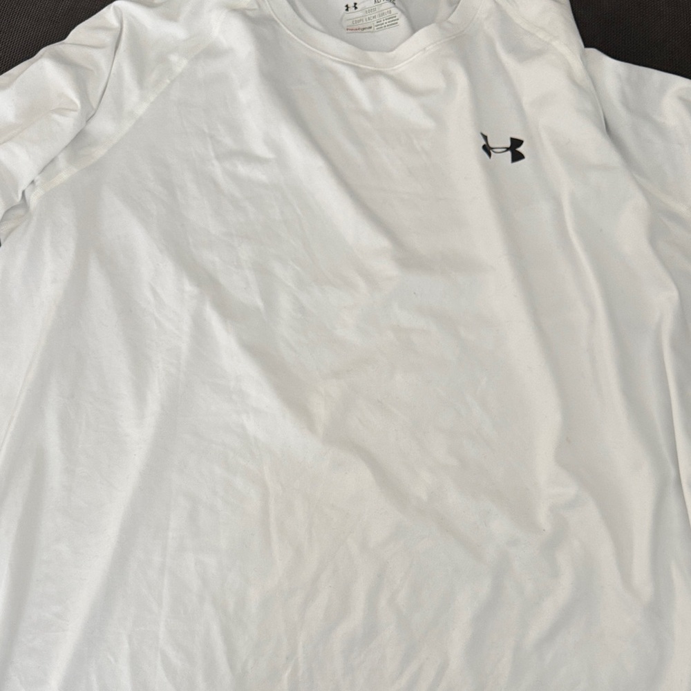 Under Armour Men's Short Sleeve Loose Fit Heat Gear White Tee